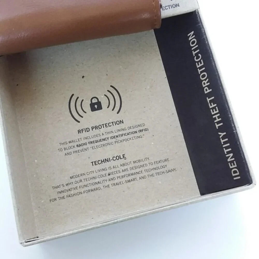 Reaction Kenneth Cole Tan RFID Wallet